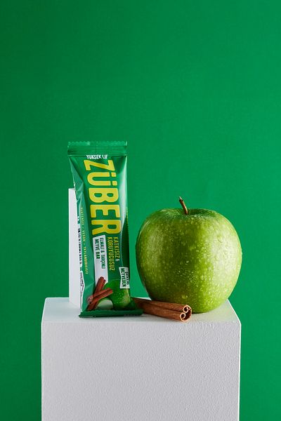 Züber Apple and Cinnamon Fruit Bar 40Gr X 12 Pieces