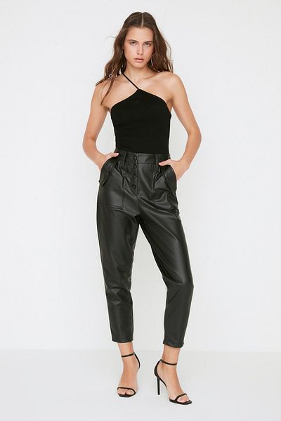 Trendyol Collection Limited Edition - Black Carrot Woven Faux Leather TrouSerS TWOAW22PL0083