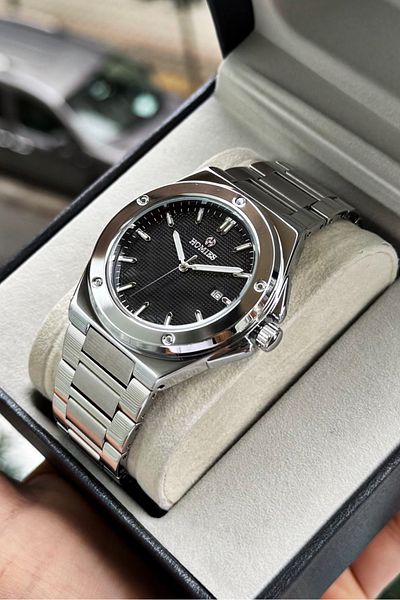 Homies Men's Wristwatch - Original Gift Box and Bracelet with Tools