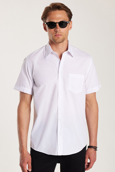 Tudors Ανδρικό λευκό πουκάμισο με κανονική εφαρμογή κλασικής κοπής, απλή γραβάτα που σιδερώνει εύκολα