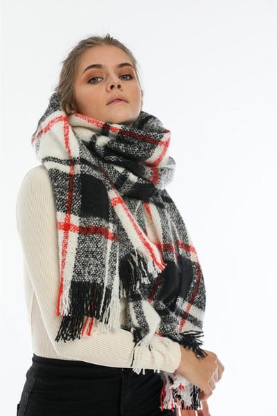 laviyonsa Black Checkered Red Line Scarf