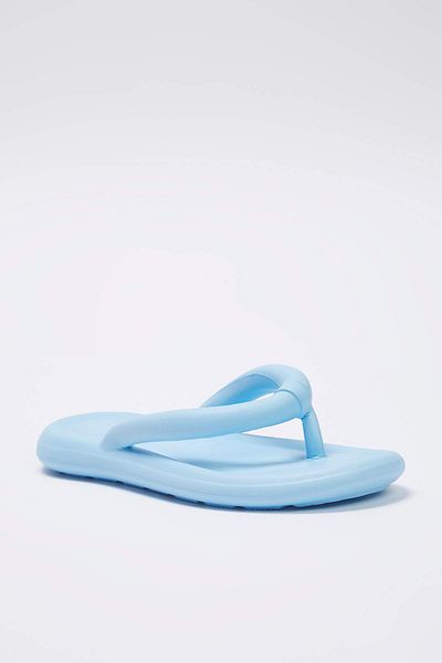 TRENDYOL SHOES Baby Blue Filling Women's Flip Flops Takss25Te00050