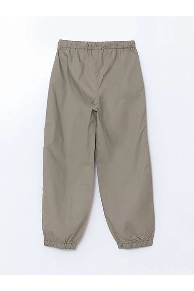 LC Waikiki Pantaloni - Verde - Talie normală