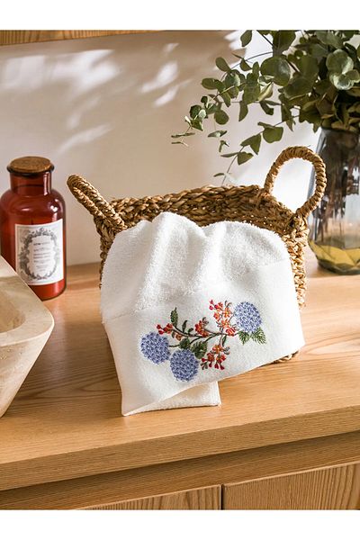 LC Waikiki Floral Embroidered Cotton Face Towel 50X80 cm