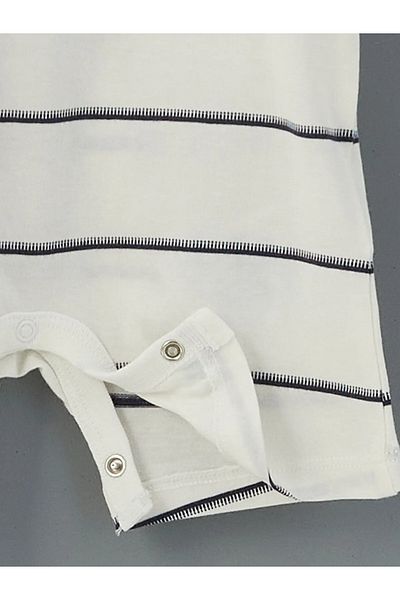 LC Waikiki Crew Neck Baby Boy Combed Cotton Jumpsuit