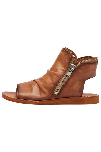 Felmini sandals