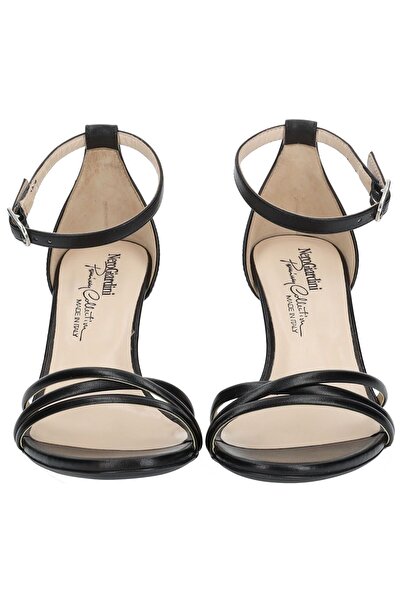 Nero Giardini Sandály - pohodlný a stylový design