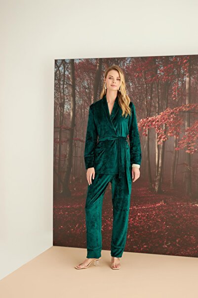 MONAMİSE طقم بيجامة مخملية بياقة مزدوجة