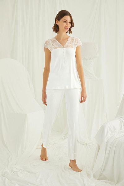 MONAMİSE Collar Sleeve and Shoulder Lace Front Buttoned Pajama Set