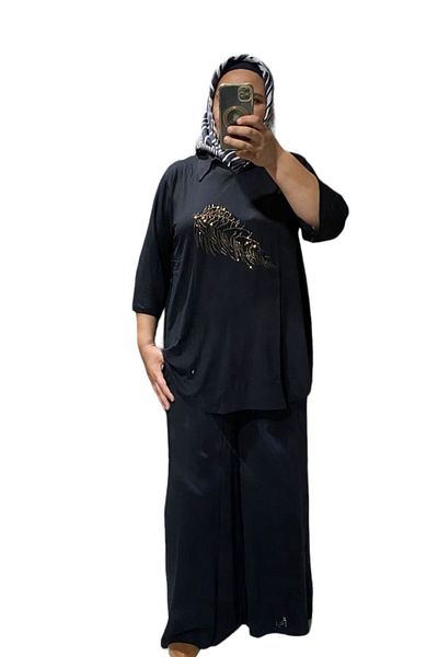 Sevda Kılınç Large Size Stone Embroidered Combed Cotton Suit