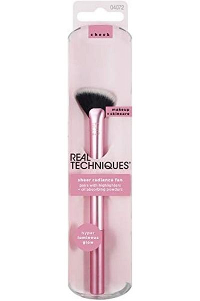 Real Techniques Sheer Radiance Fan Makeup Brush, For Highlighter Facial Oil Absorbing Powders