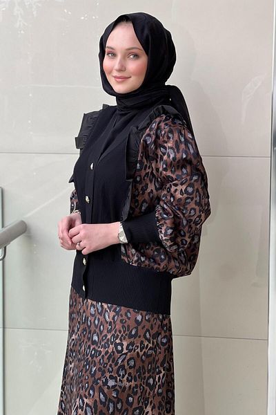 Ghisa Ruffle Leopard Cardigan