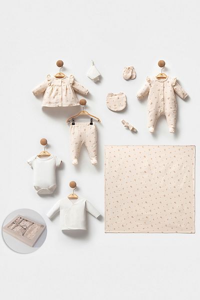 Cassiope Cotton Floral Patterned Soft Textured 10-Piece Baby Girl Hospital Discharge Set