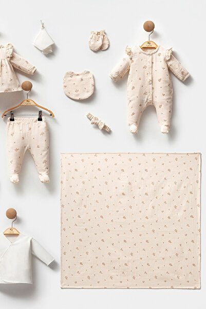 Cassiope Cotton Floral Patterned Soft Textured 10-Piece Baby Girl Hospital Discharge Set