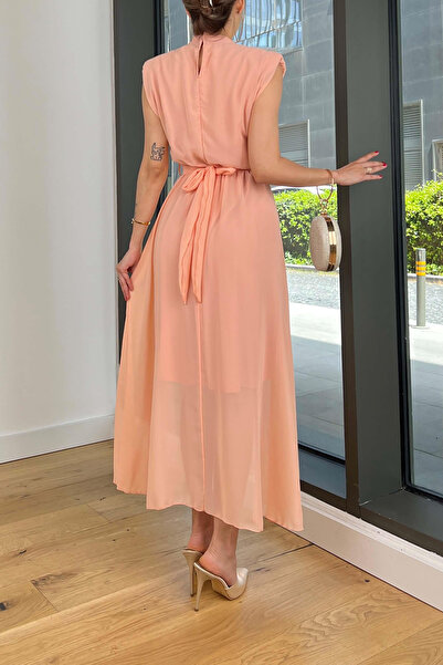 Neşeli Butik γυναικείο φόρεμα midi σιφόν με πέτρινη λεπτομέρεια NBMY3509