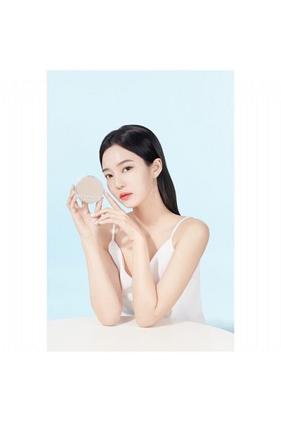 Merythod Intense Coverage and Semi-Shiny Finish Foundation for Oily Skin 02 Natural Beige Spf50 Pa