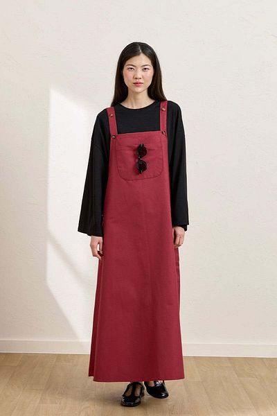 Ceylan Otantik Burgundy Linen Skirted Salopet & Black Body Suit