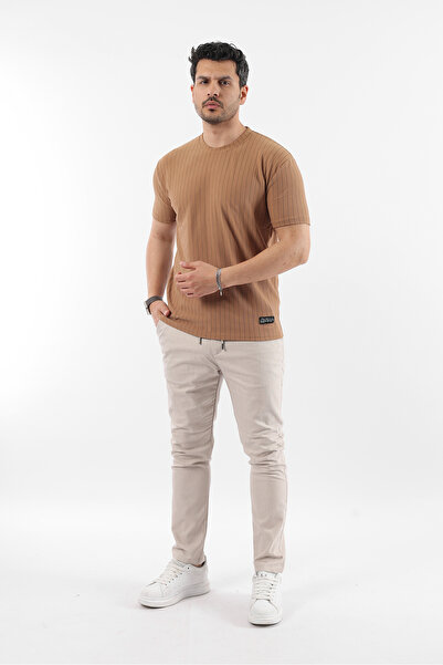 Rodrigo Ανδρικό μπλουζάκι με ριγέ λαιμόκοψη και λεπτή εφαρμογή