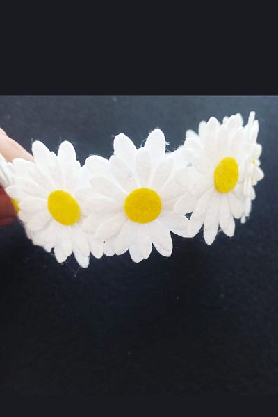 Aydede Oyunevi Daisy Flower Crown ⎮ Floral Hair Accessory for Girls