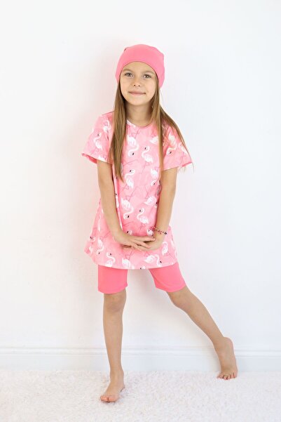 Harika KIDS Το κορίτσι με λαιμόκοψη με φούστα και καλσόν περιλαμβάνει καπό.