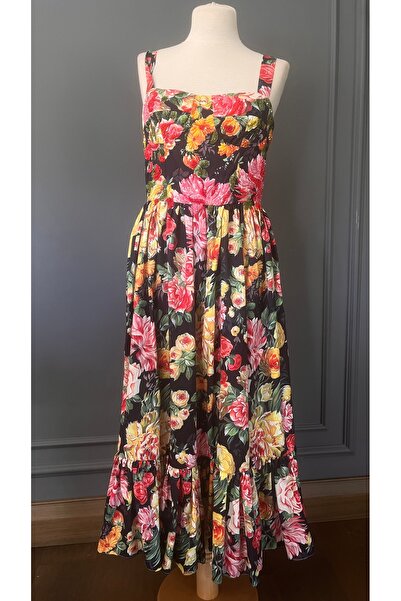 Kübra Tekin Boncuk İşlemeli Çiçekli Tasarım Maksi Elbise