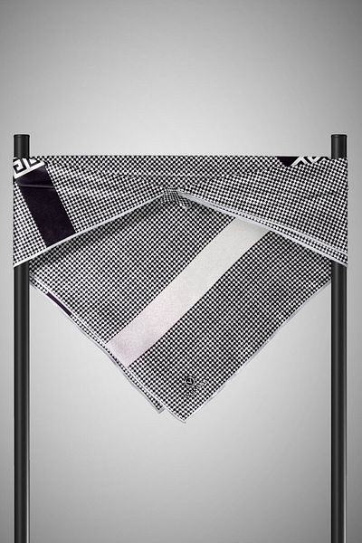 Vissona 100% Twill Silk Houndstooth Pattern Μαύρο - Ασημί Χρώμα 90x90 Φουλάρι Σχήμα Ραπτικής: Ράψιμο στο χέρι