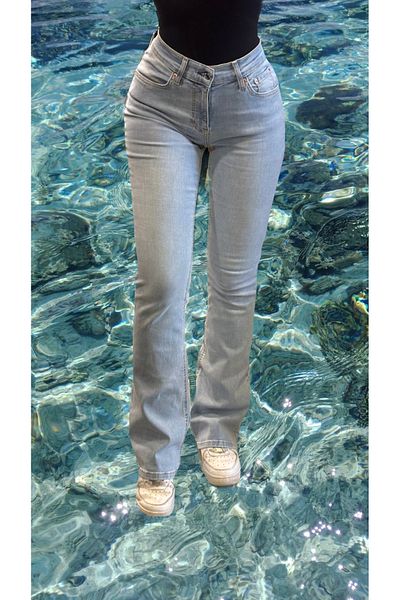 VibeGaia Perfect Jeans Ice Blue Trousers