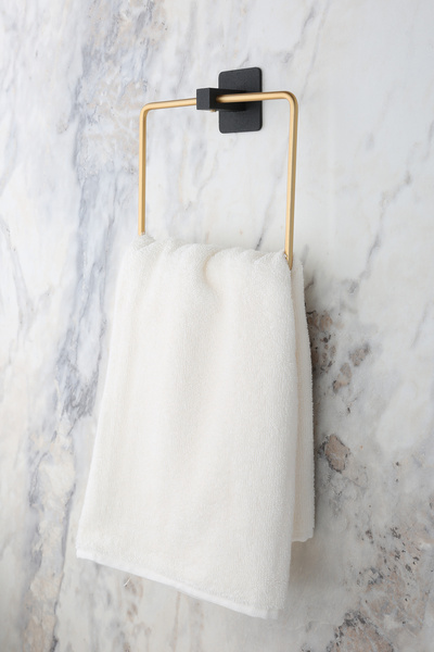 MultiStore Kare Yapışkanlı Altın Siyah Kare Havluluk