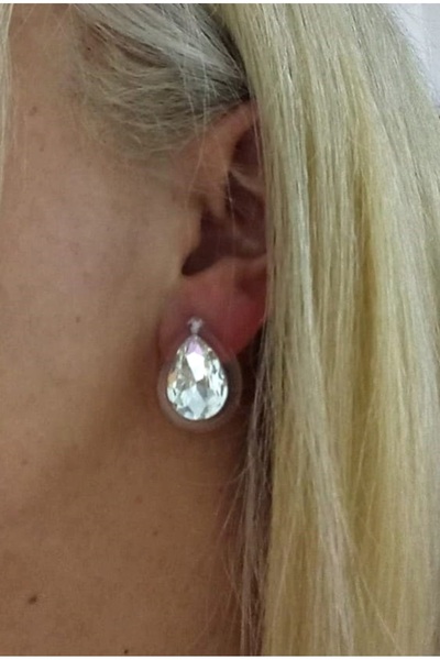 mos&more White Stone Acrylic Lightweight Stylish Women's Earrings