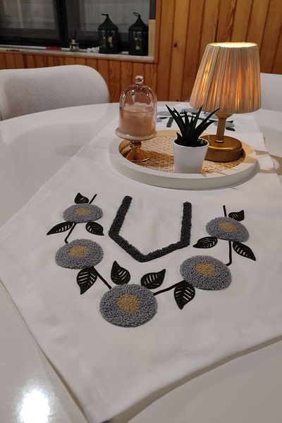 e-Bizz Store Punch Embroidered 1 Piece Runner & Placemat & Table Cloth