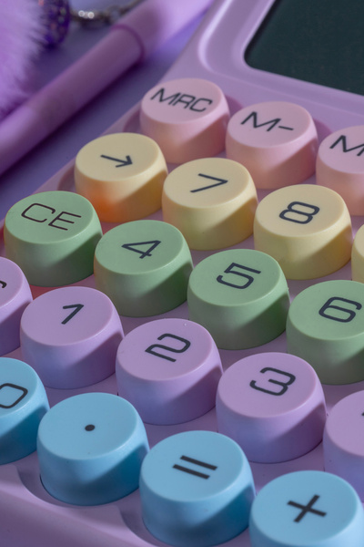 Genel Markalar Hesap Makinesi Renkli Tasarım - Renk