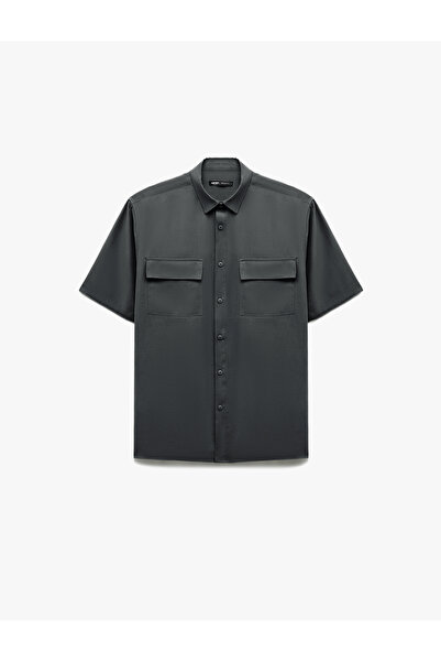 Koton Сорочка з віскози з коротким рукавом з класичним коміром на ґудзиках і накладною кишенею на ґудзиках