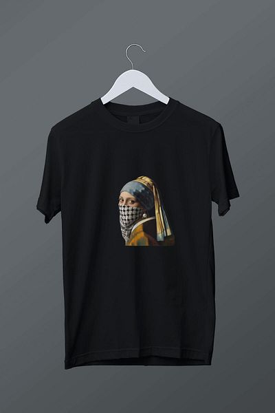 relaxbaskı Girl with Kefiyeh Pearl Earrings Printed Black T-Shirt