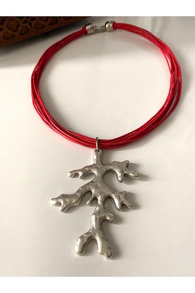 canan dizayn Bohem Metal Tree Branch Locket Pendant Red String