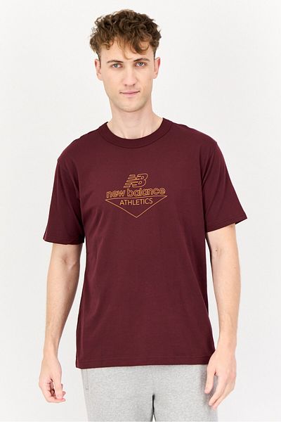 New Balance Men Relaxed Fit Short Sleeve Outdoor T-Shirt, Maroon