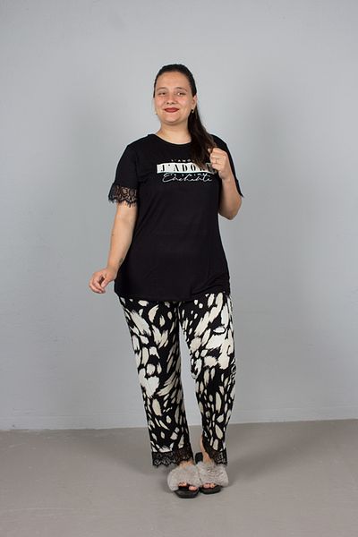 Truva XXL Plus Size Sleeve and Leg Lace Detailed Pajama Set