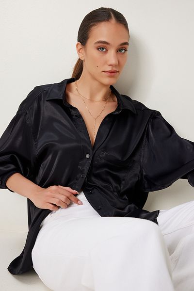 Lovelyİstanbul Cămașă oversize din țesătură din satin NEGRU LNS0026