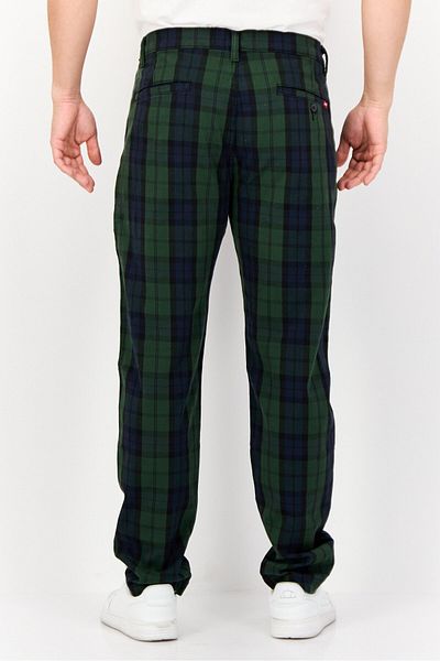 Levi's Men Standard Fit Plaid Chino Pants, Multicolor