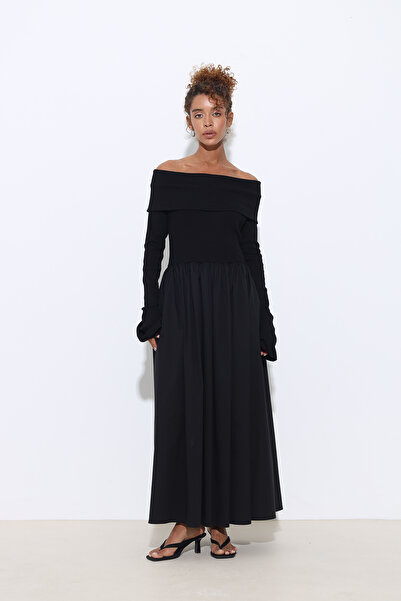 Mozto Aurena Long Sleeve Maxi Poplin Black Dress
