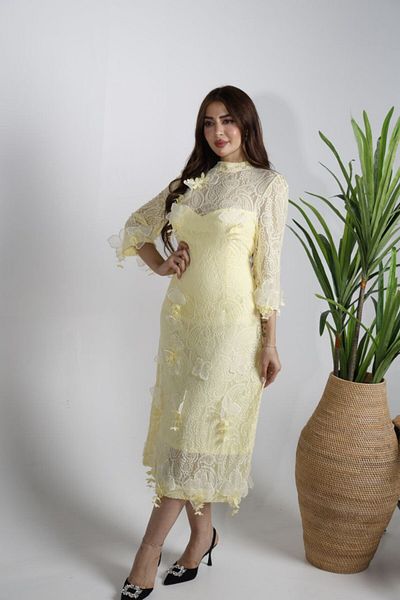 SOOL Long, soft, lace evening dress