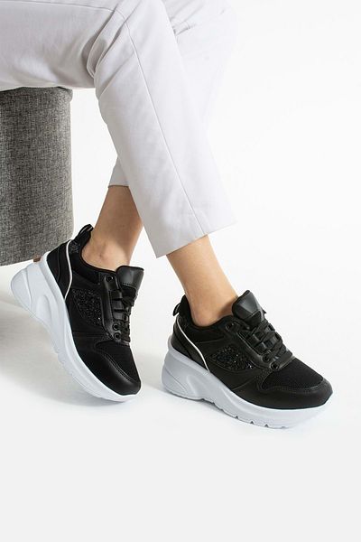 Devida Women's Sports Shoes 6 cm High Comfortable Air Sole Sneaker X160 Vega Series