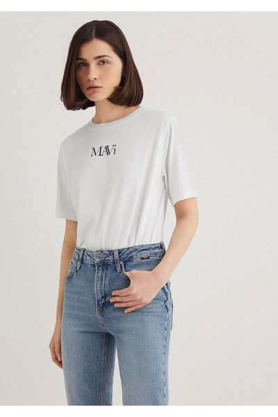 Mavi Weißes T-Shirt mit Logo-Print, reguläre Passform / normaler Schnitt 1611594-620