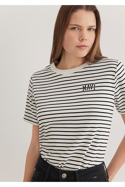 Mavi Schwarzes T-Shirt mit Streifen und Logo-Aufdruck Regular Fit / Regular Fit1612224-85143