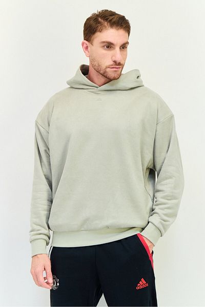 adidas Men Sportswear Fit Long Sleeve Outdoor Hoodie, Light Grey