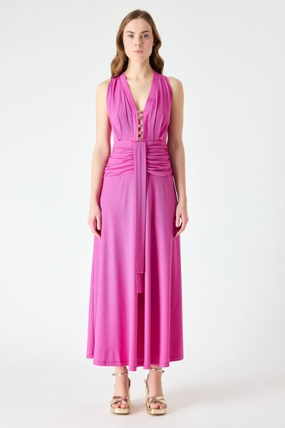 FEVER Halter yakalı gold aksesuar detaylı maksi elbise