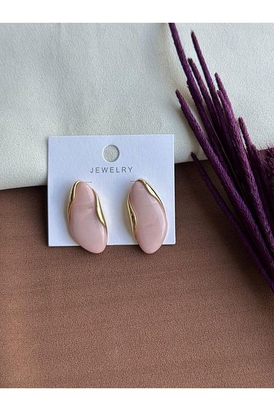 PARLAK EVREN Pink Stone Earrings with Dainty Gold Details – Modern and Stylish Design
