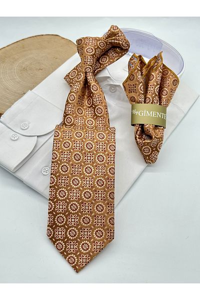 Gutiero Classic Tie with Gold Patterned Handkerchief