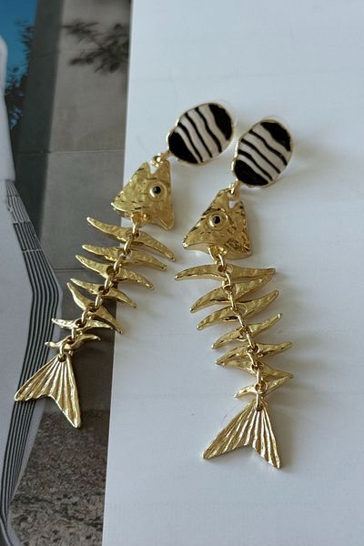 Trendy Butik Steel Fish Earrings