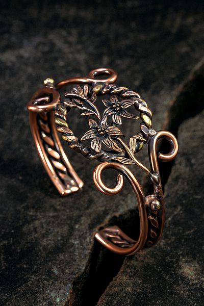 OSMANLI GÜMÜŞ Narcissus Flower Copper Bracelet Brass Detailed Men's Women's Quartz Stone Metal Box
