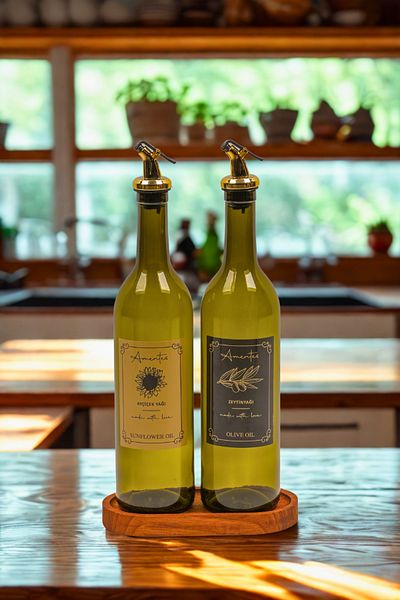 Amentes Amber 2-Piece 750 ml Olive Oil Liquid Oil Bottle Oil Pot Oil Bottle Glass Bottle Gold with Wooden Stand